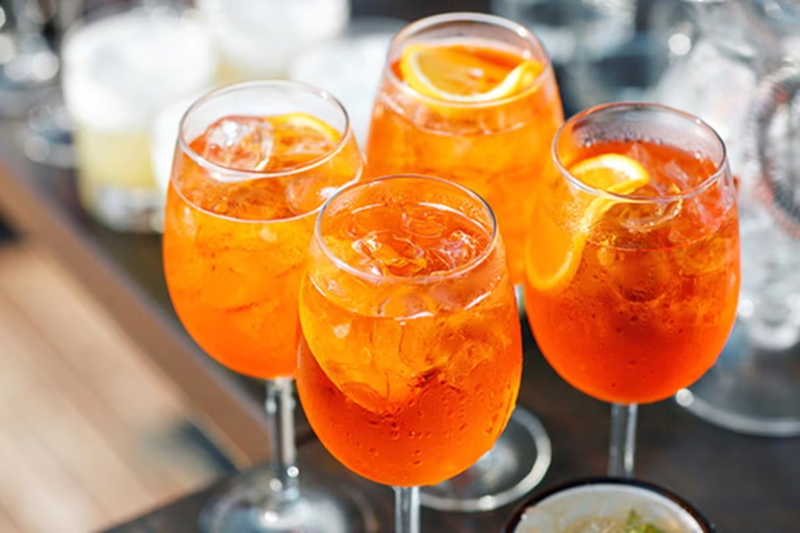 copas de Aperol Spritz